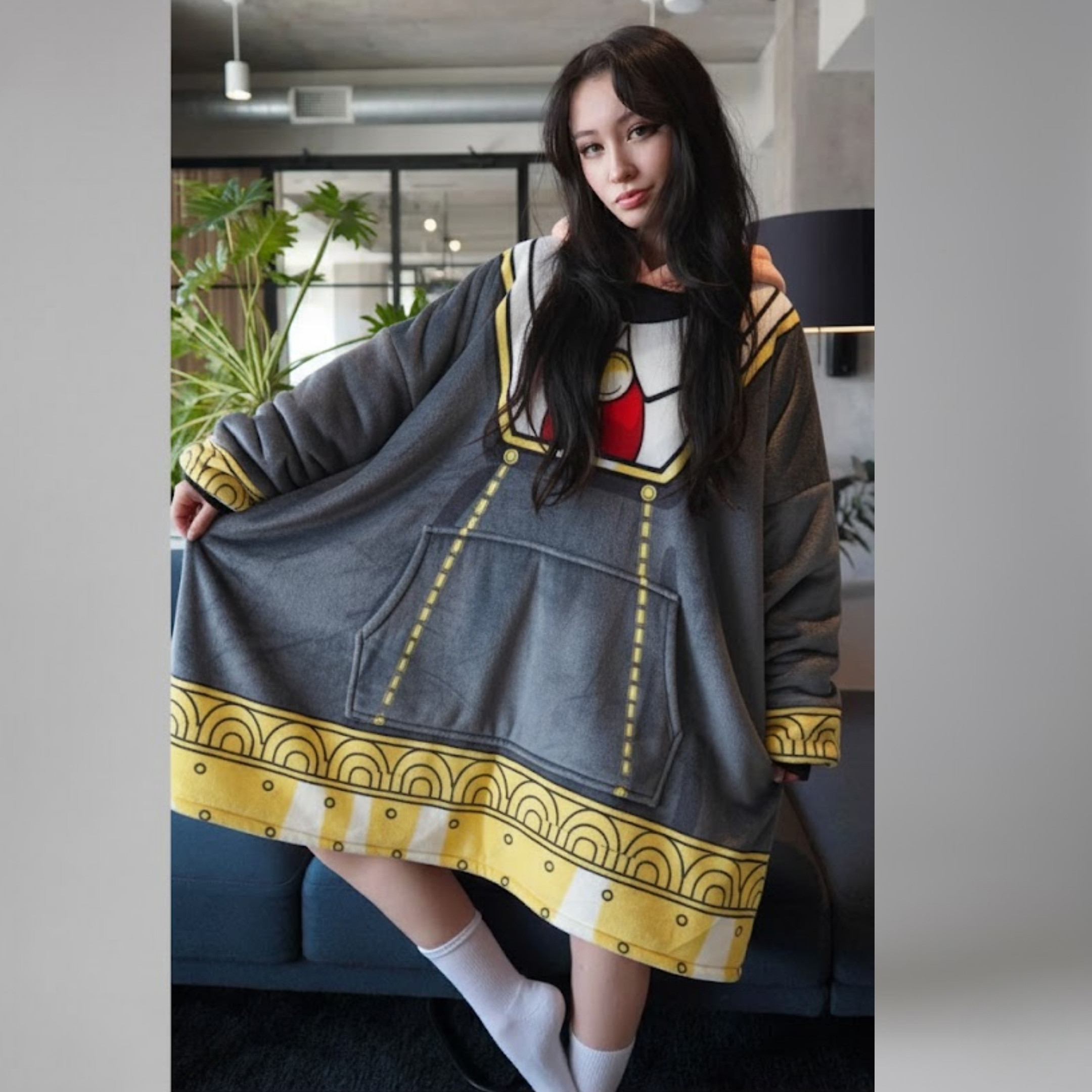 Alternative view of Anya Forger SxF Blanket Hoodie
